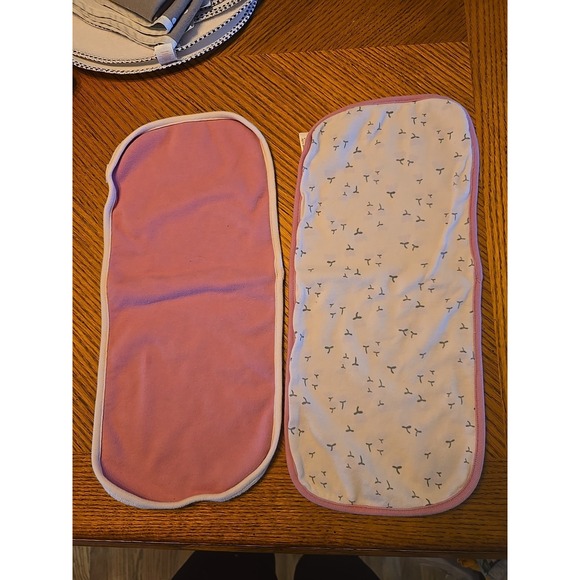 Munchkin Waterproof Changing Pad Liners, Bibs, Burb Cloths, Changing Blanket Lot - Picture 3 of 6
